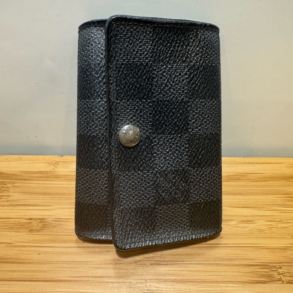 Louis Vuitton Damier Graphite 6 Key Holder